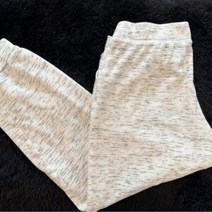 Cozy Women’s Heather Gray Joggers